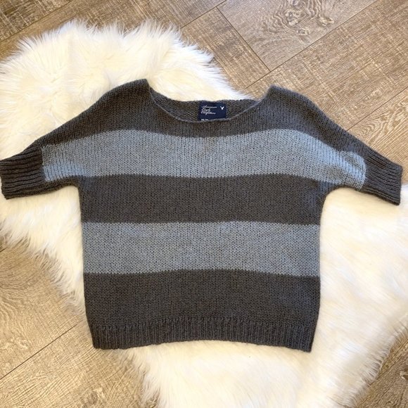 American Eagle Gray Blue Striped Crop Sweater XS